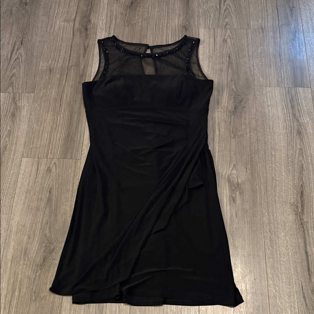 Elegant Black Sleeveless Mesh Dress